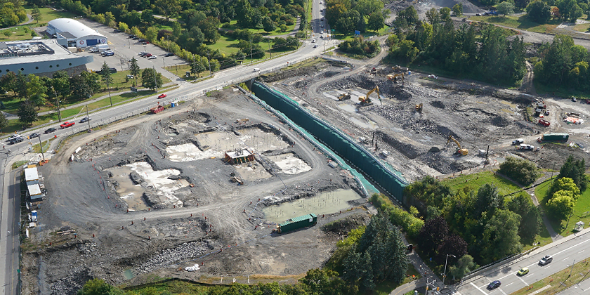 Vue aérienne du chantier en préparation du nouveau campus de L’Hôpital d’Ottawa.